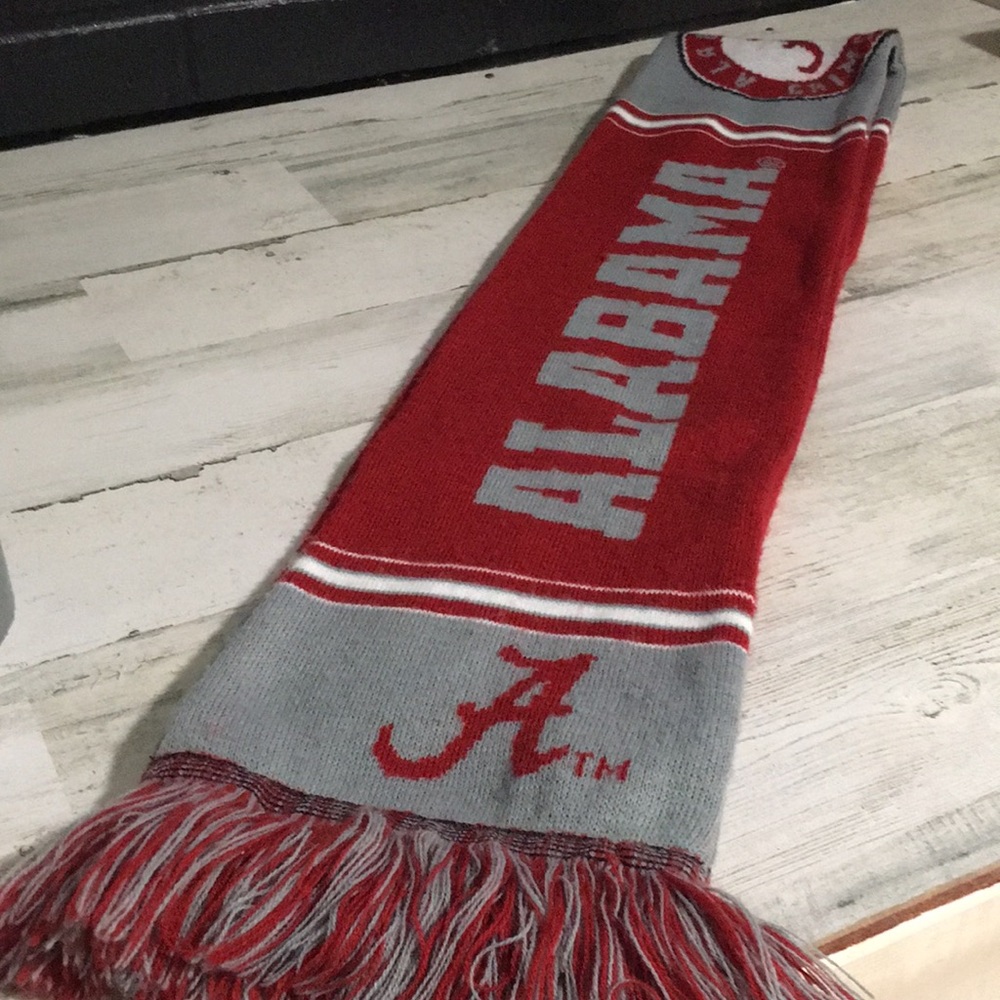 Alabama Crimson Tide red gray white scarf with tassels